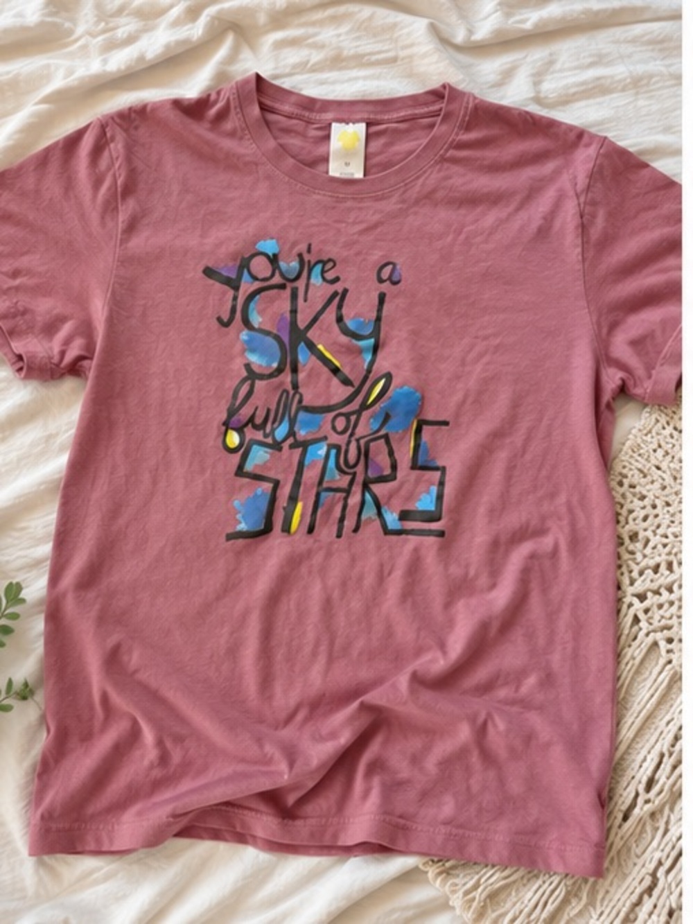 Coldplay mauve “You’re a Sky Full of Stars” Graphic Tee with Blue/Yellow Accents